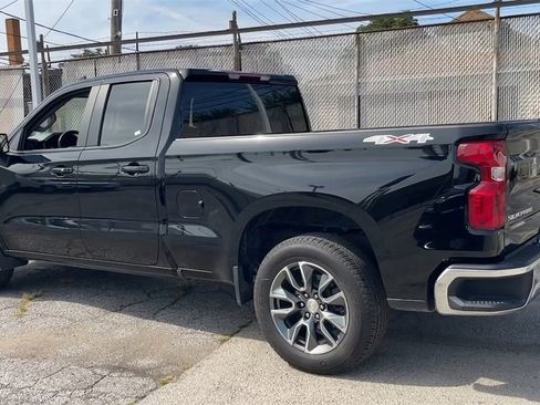 Used 2024 Chevrolet Silverado 1500 LT image 20