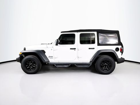 Used 2018 Jeep Wrangler Unlimited Sport S AWD/4WD image 7