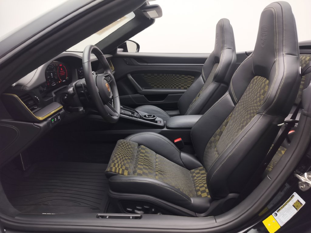 Certified 2026 Porsche 911 Carrera GTS RWD image 6