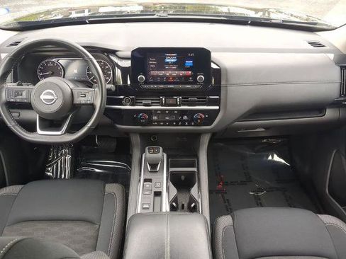 Certified 2024 Nissan Pathfinder SV w/ SV Premium Package image 15