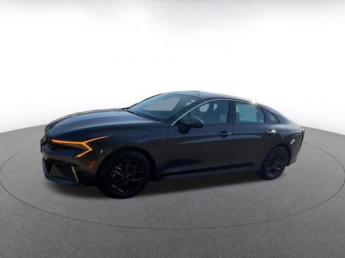 Used 2025 Kia K5 LXS FWD image 8