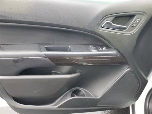 Used 2019 GMC Canyon SLE w/ Elevation Edition image 12