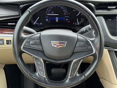 Used 2019 Cadillac XT5 Luxury image 13