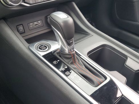 Used 2025 Nissan Sentra SR image 30