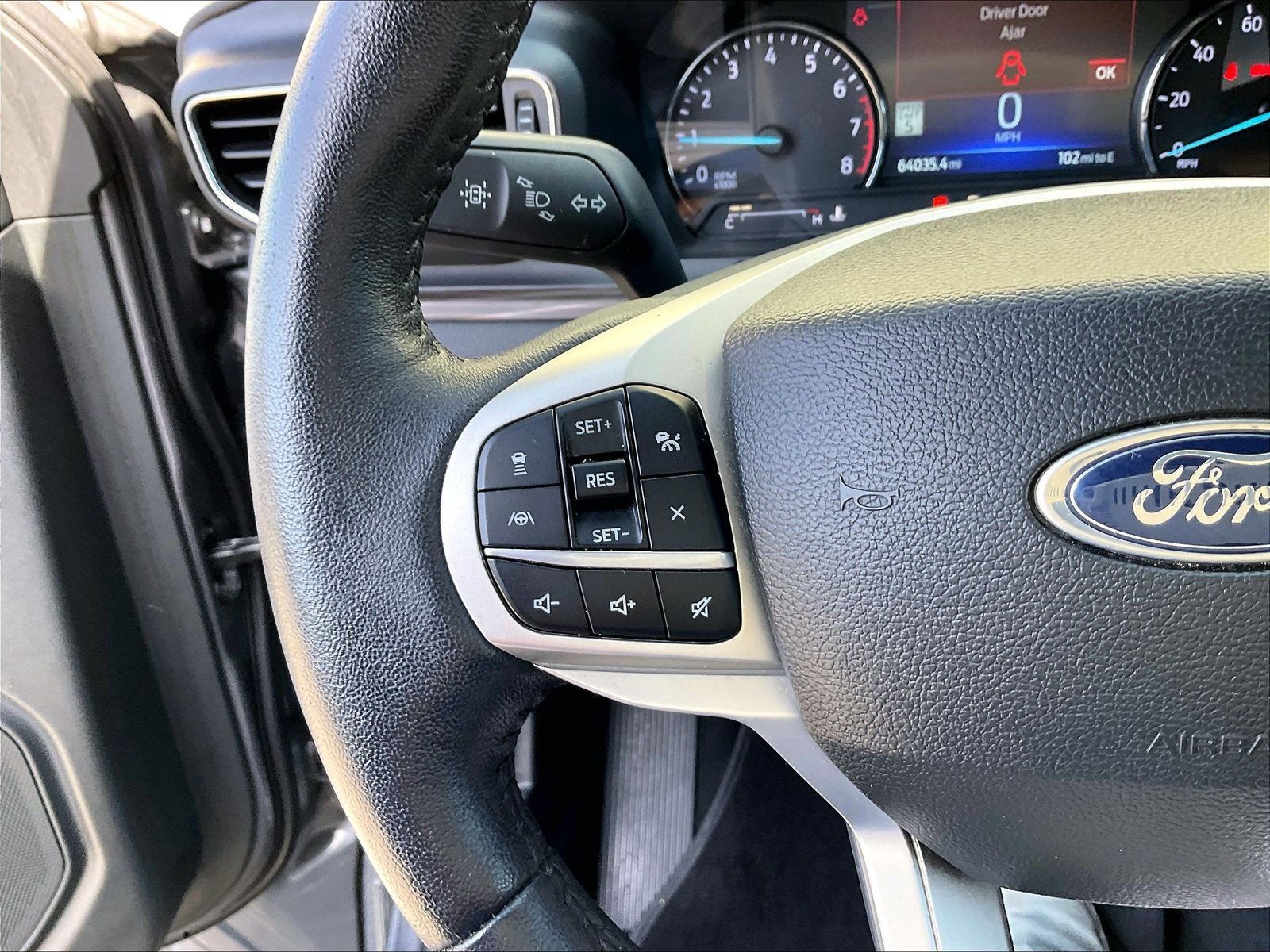 Used 2023 Ford Explorer Limited RWD image 18
