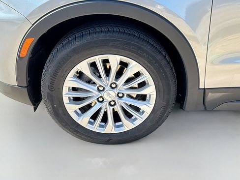 Used 2024 Cadillac XT4 Luxury FWD image 28