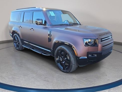 New 2026 Land Rover Defender 130 X-Dynamic SE image 3