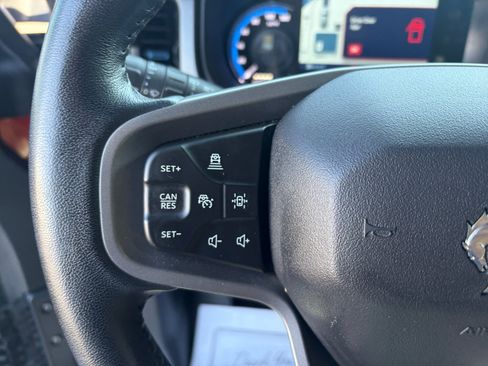 Used 2023 Ford Bronco Wildtrak AWD/4WD image 10