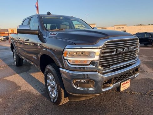 Used 2021 RAM 2500 Laramie image 7