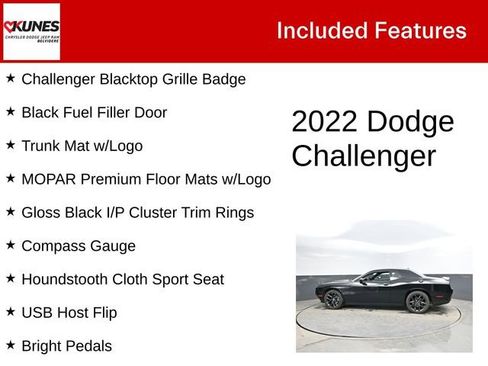 Used 2022 Dodge Challenger SXT w/ Blacktop Package image 4