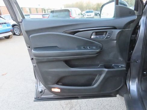 Used 2020 Honda Ridgeline RTL-E image 17