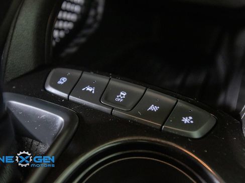 Used 2021 Chevrolet TrailBlazer LT w/ Convenience Package FWD image 23