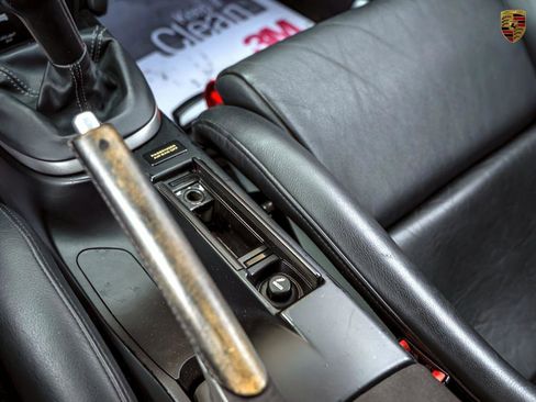 Used 2010 Porsche 911 Carrera 4 image 40
