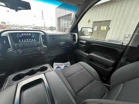 Used 2017 Chevrolet Silverado 1500 LT w/ All Star Edition AWD/4WD image 31