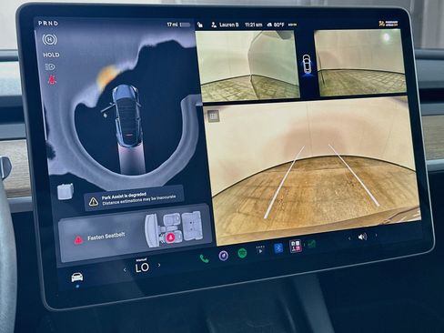 Used 2025 Tesla Model Y Long Range RWD image 22