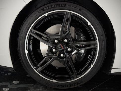 Used 2024 Chevrolet Corvette Stingray Premium Cpe w/ Z51 Performance Package RWD image 30