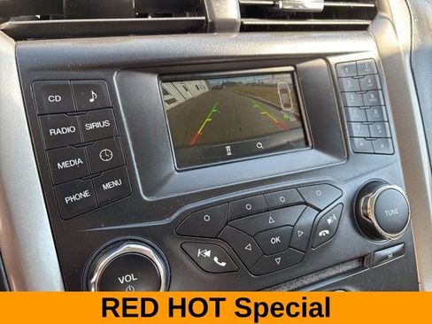 Used 2018 Ford Fusion SE image 22