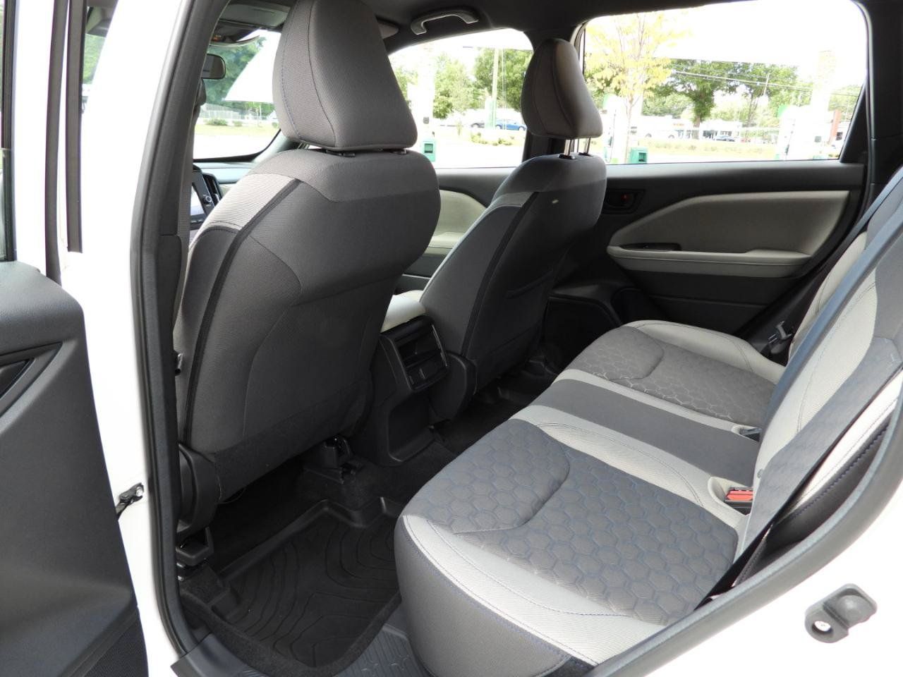Used 2026 Subaru Forester AWD/4WD image 51