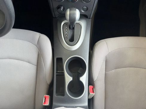 Used 2011 Nissan Rogue SV w/ Premium Pkg image 18