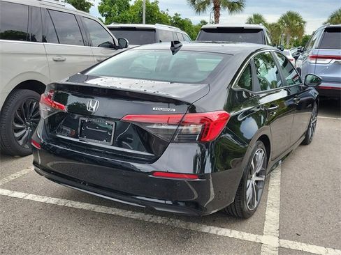 Used 2023 Honda Civic Touring image 6