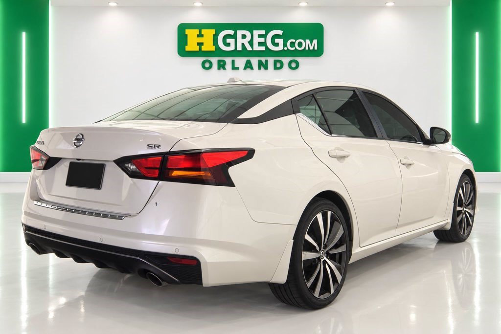 Used 2020 Nissan Altima 2.5 SR FWD image 6