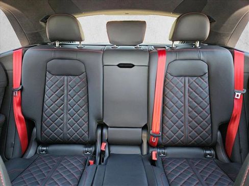 New 2026 Audi SQ8 Prestige image 15