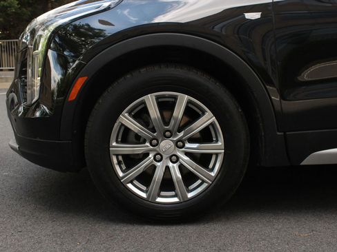 Used 2023 Cadillac XT4 Premium Luxury AWD/4WD image 11