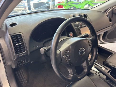 Used 2012 Nissan Altima 3.5 SR w/ Technology Pkg image 14