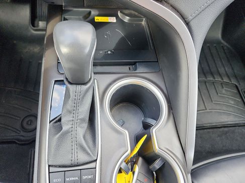 Used 2023 Toyota Camry XLE w/ Navigation Package image 18