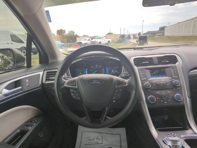 Used 2018 Ford Fusion S FWD image 21