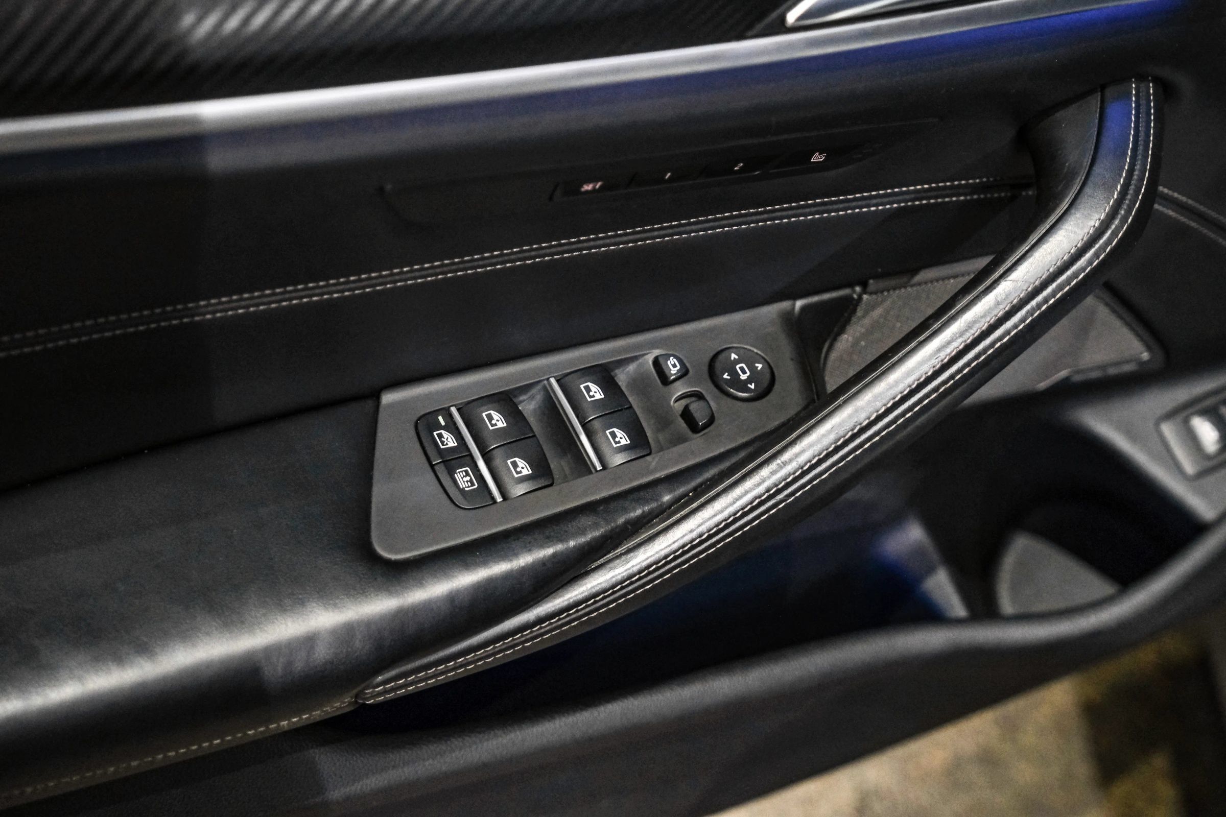 Used 2020 BMW M550i xDrive w/ Executive Package AWD/4WD image 43