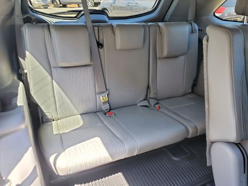 Used 2019 Toyota Highlander Plus image 35