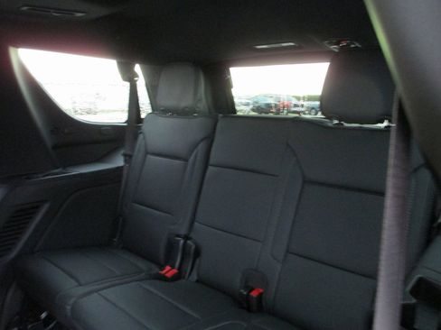 New 2026 GMC Yukon Denali w/ Sun & Power Step Package image 12