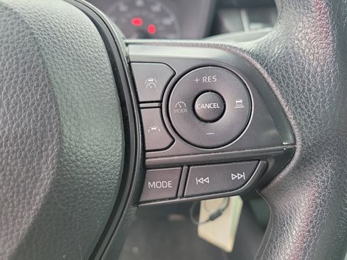 Used 2024 Toyota Corolla LE image 14