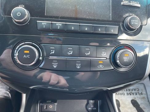 Used 2015 Nissan Altima 2.5 S w/ Special Edition Package image 18