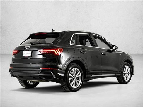 Used 2021 Audi Q3 2.0T Premium Plus w/ Premium Plus Package AWD/4WD image 5