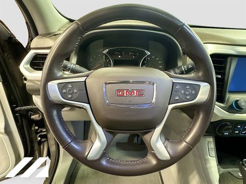 Used 2019 GMC Acadia SLT image 11