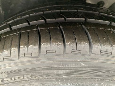 Used 2019 Volkswagen Passat 2.0T Wolfsburg w/ Wheels & Sunroof Package image 10