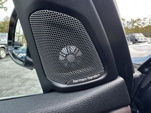 Used 2018 BMW X5 xDrive50i w/ Premium Package image 20