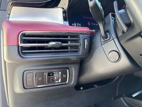 Certified 2023 Lincoln Corsair Reserve w/ Equipment Group 202A image 31