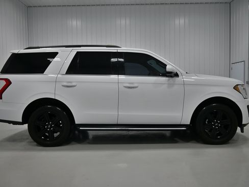 Used 2021 Ford Expedition XLT AWD/4WD image 39