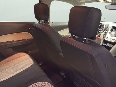 Used 2017 Chevrolet Equinox LT w/ Convenience Package image 26