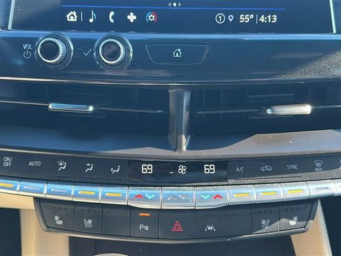 Used 2025 Cadillac CT4 Premium Luxury image 26