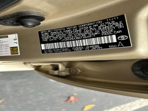 Used 2011 Toyota Prius Two image 33