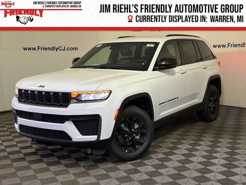 New 2026 Jeep Grand Cherokee Altitude AWD/4WD image 1