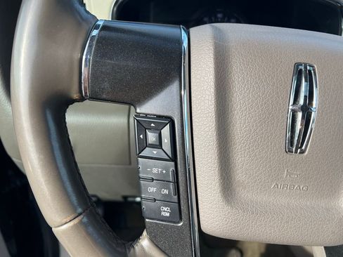 Used 2015 Lincoln Navigator 4WD image 44