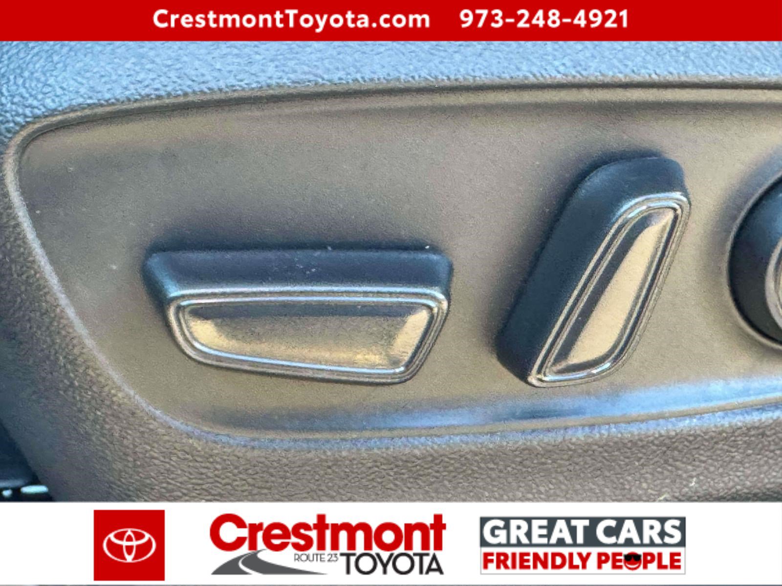 Used 2026 Toyota Sienna XLE AWD/4WD image 18