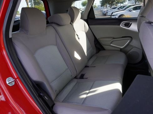 Used 2021 Kia Soul LX image 9