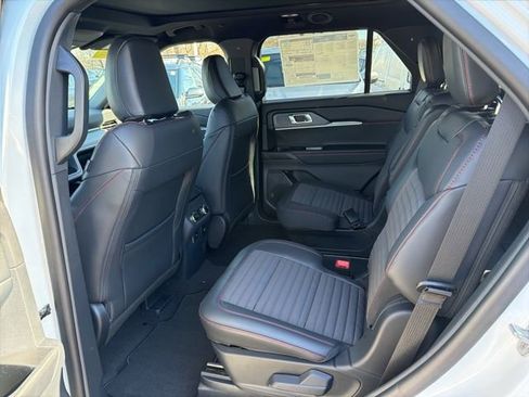 New 2026 Ford Explorer ST-Line w/ ST-Line Street Pack AWD/4WD image 7