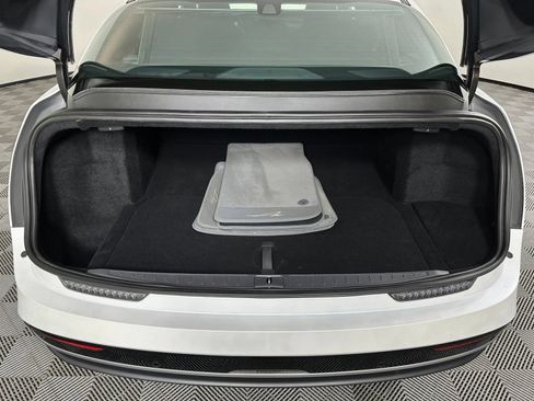 Used 2025 Lucid Air Touring AWD/4WD image 29